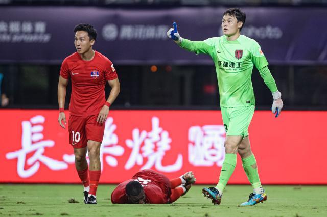 两连败！蓉城攻守两端问题凸显 罗慕洛伤缺难弥补