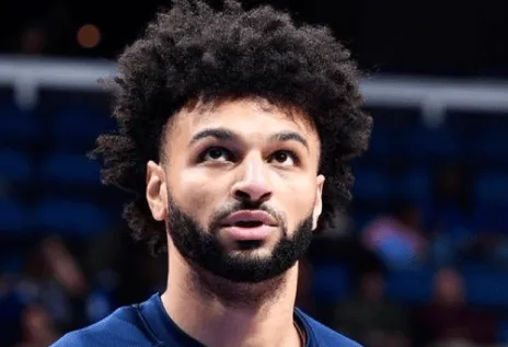 Leyu Sports 在线入口-默里近五战场均30.8分2篮板6.6助攻，三分命中率达到50%